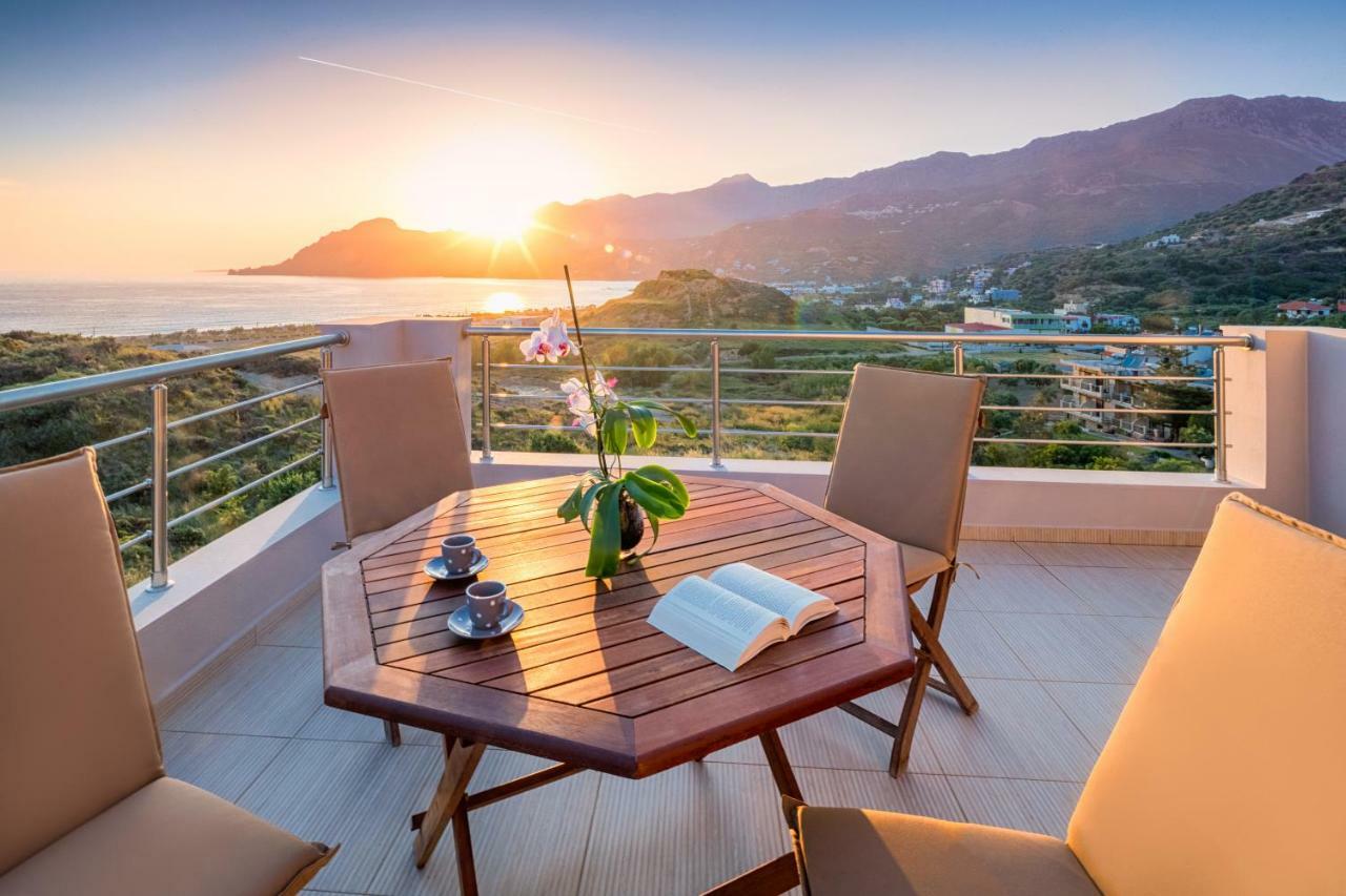 Sunflower Villa Плакиас Екстериор снимка